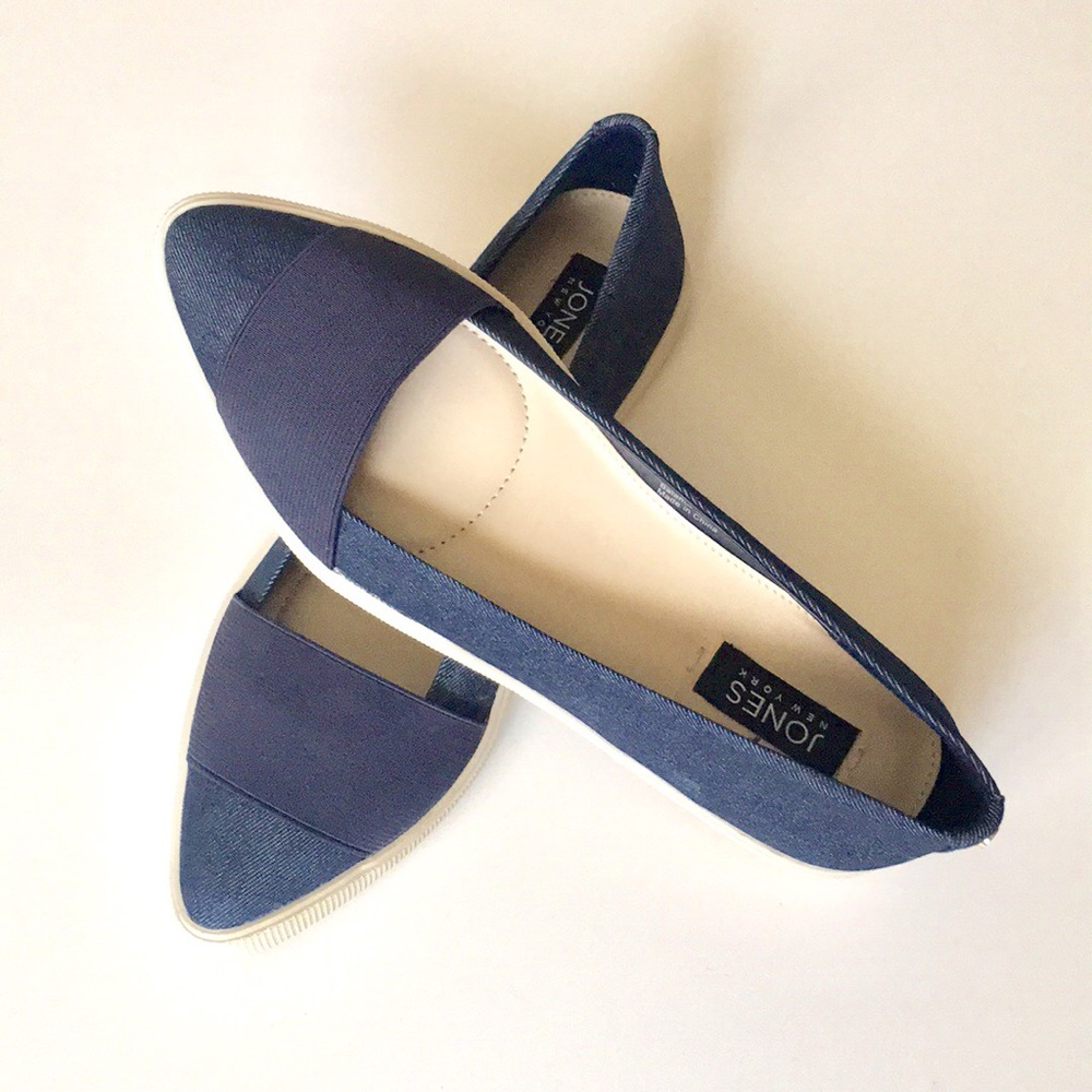 NWOT Jones New York Hannah khaki flats size 7.5